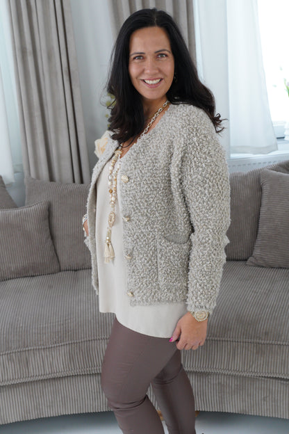 Stickjacke in Beige (38-44)