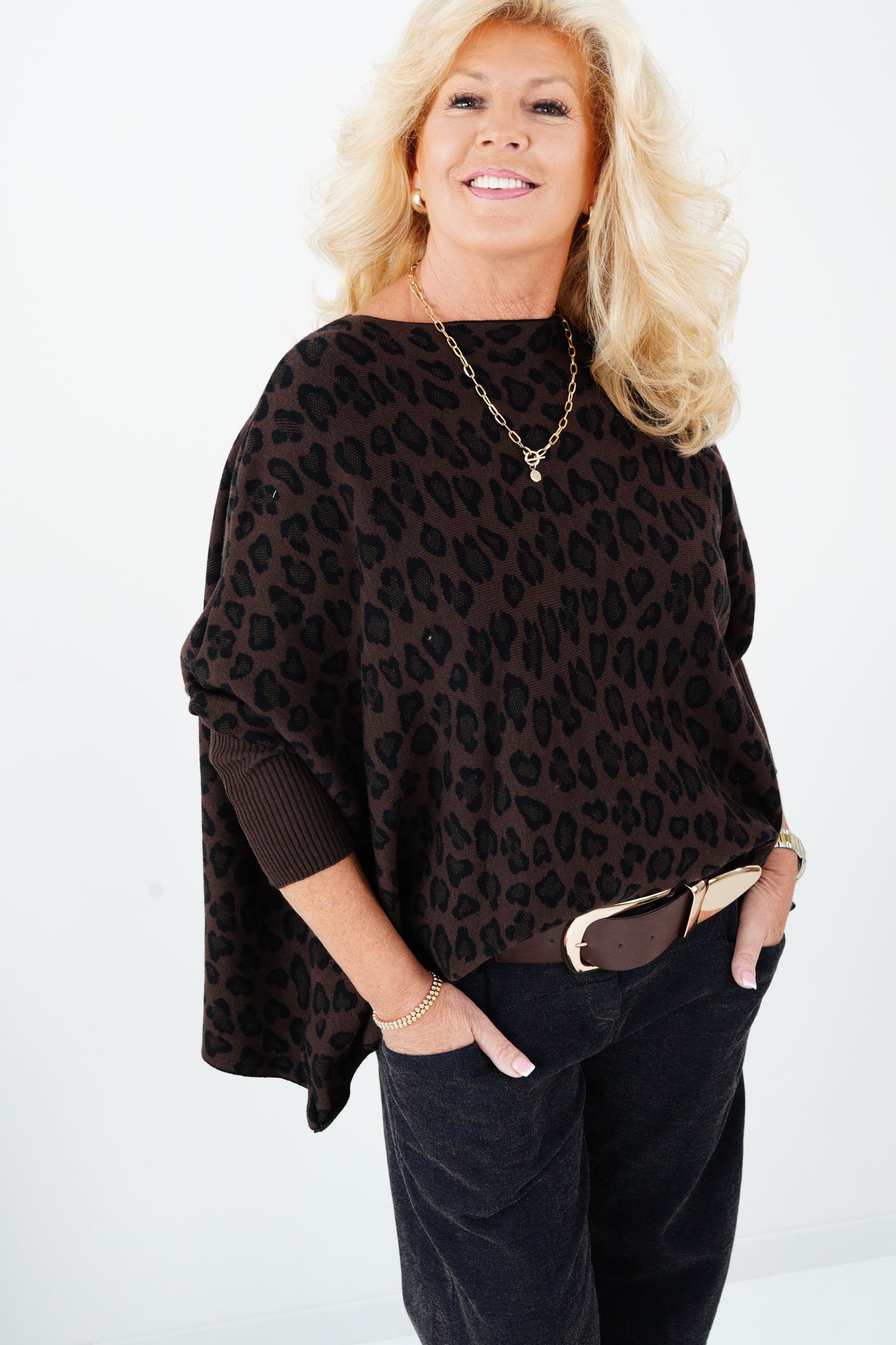 Pullover in Leo-Chocolate (42-48)