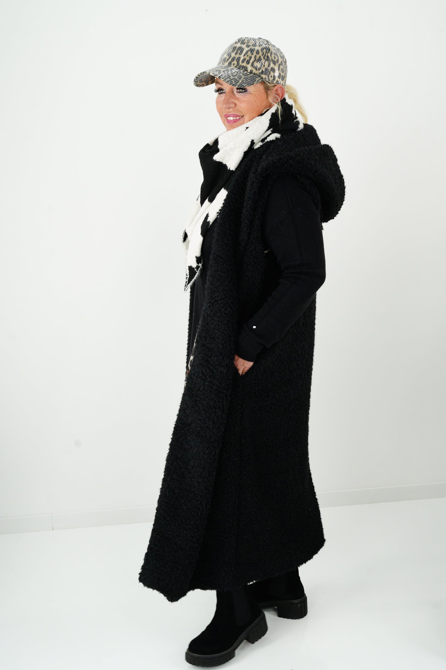 Plüsch Weste in Schwarz (40-44)