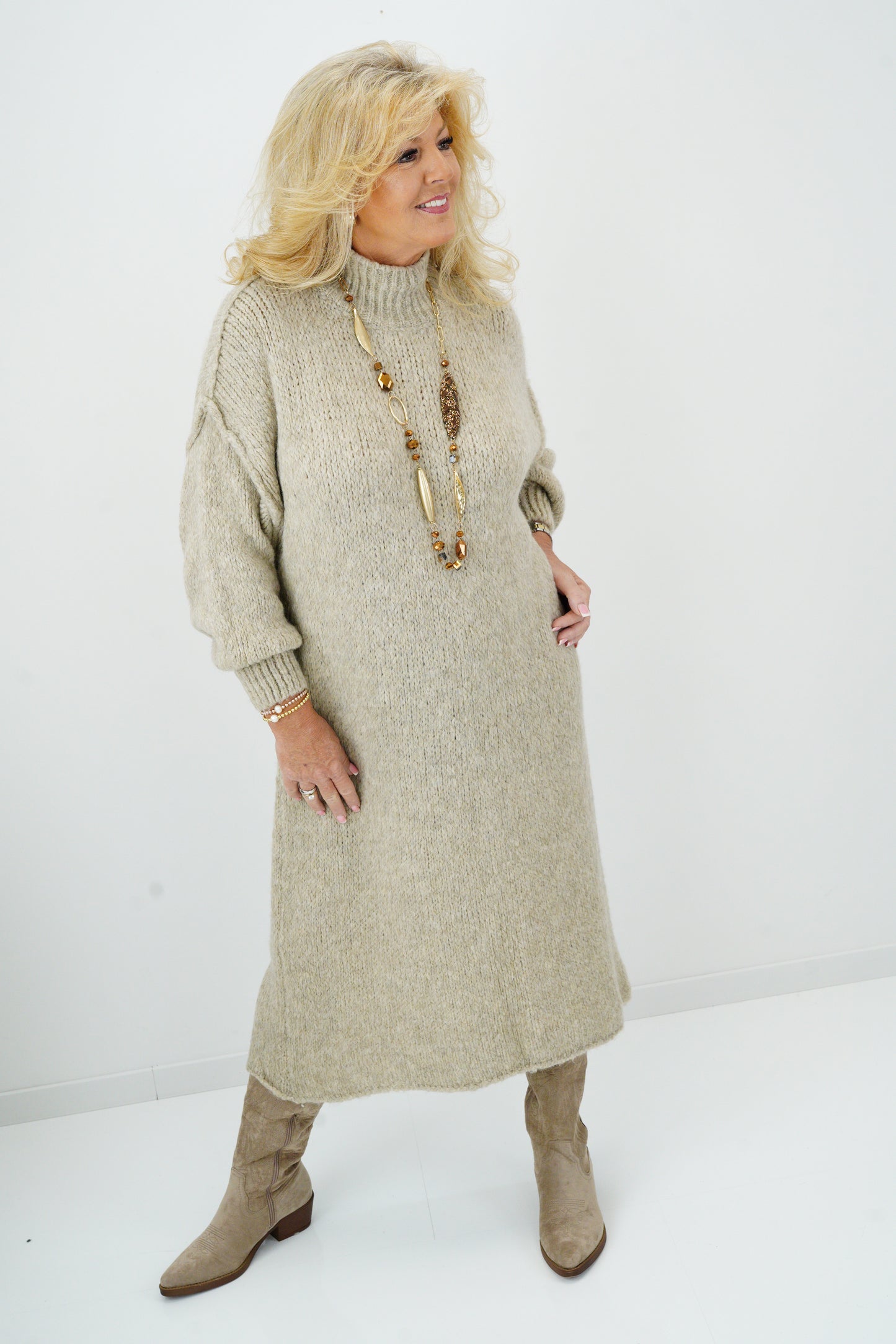 Strickkleid in Beige (40-44)