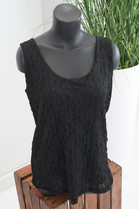 Spitzentop in Schwarz ( 38-42+)