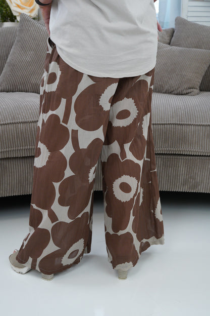 Marlene Hose in Mocca (38-42+)