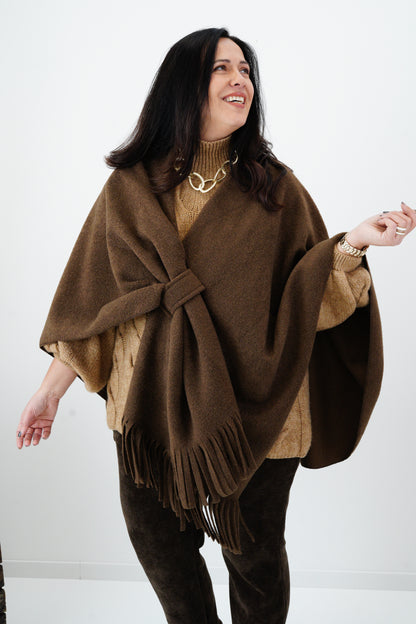 Poncho in Chocolate ( One-Size)
