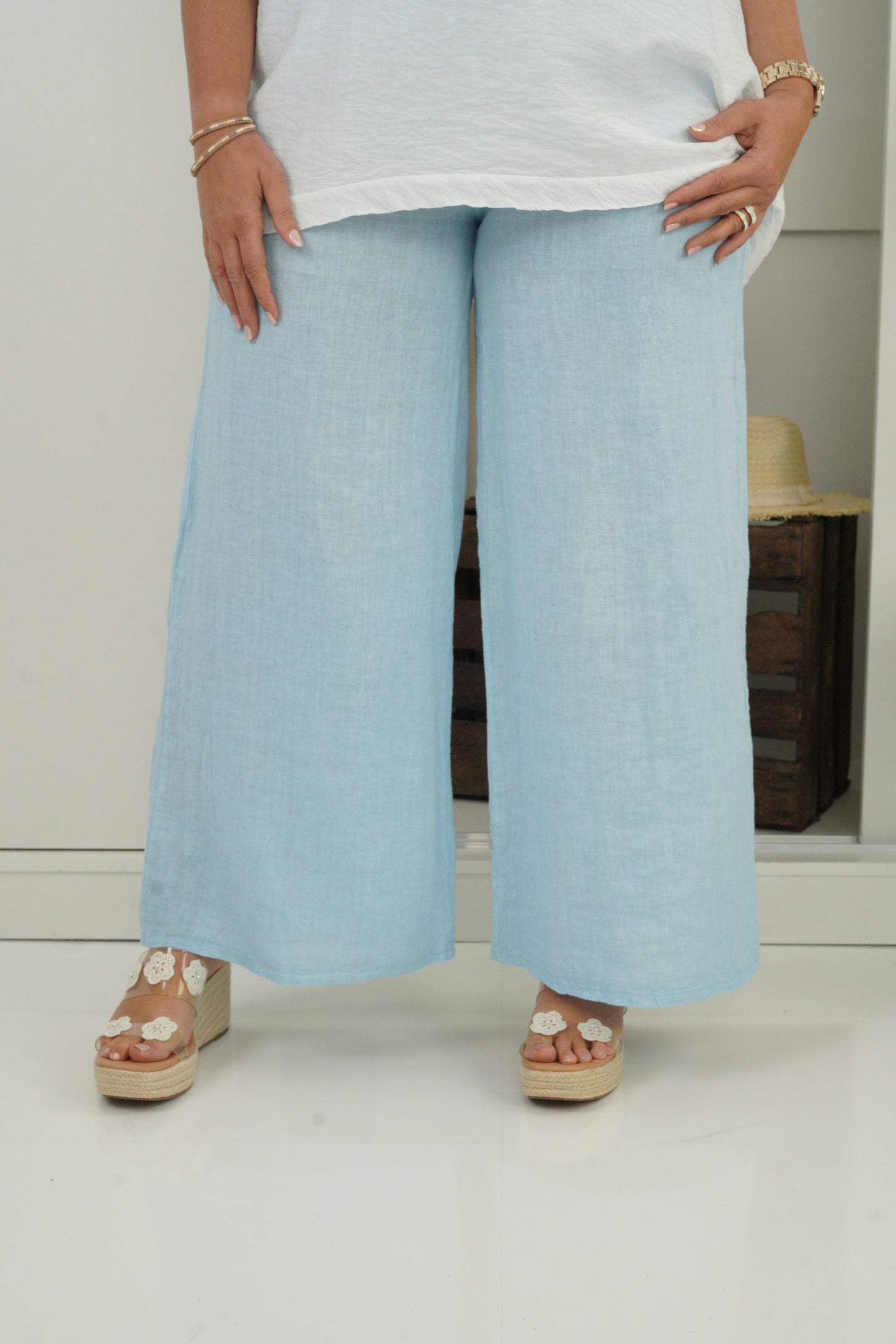 Hose in Hellblau (38-44)