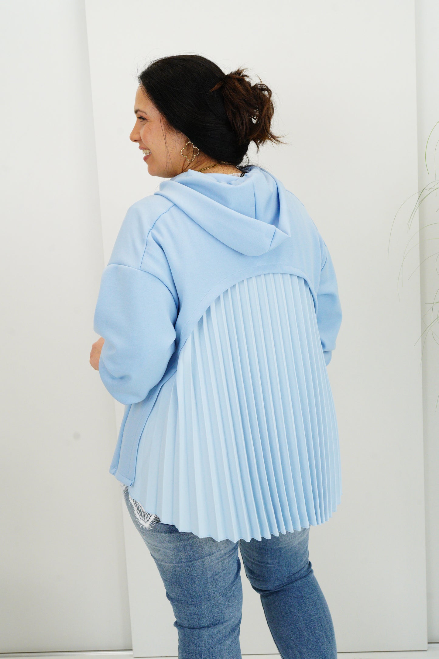 Sweatshirt in Hellblau (40-44)