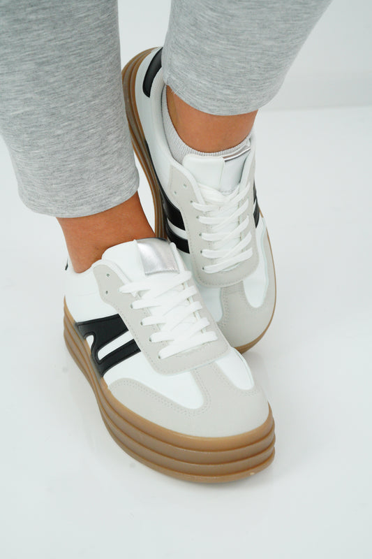 Sneaker in Weiß-Schwarz (36-41)