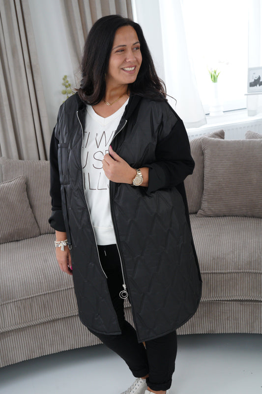 Steppmantel in Schwarz (40-44)