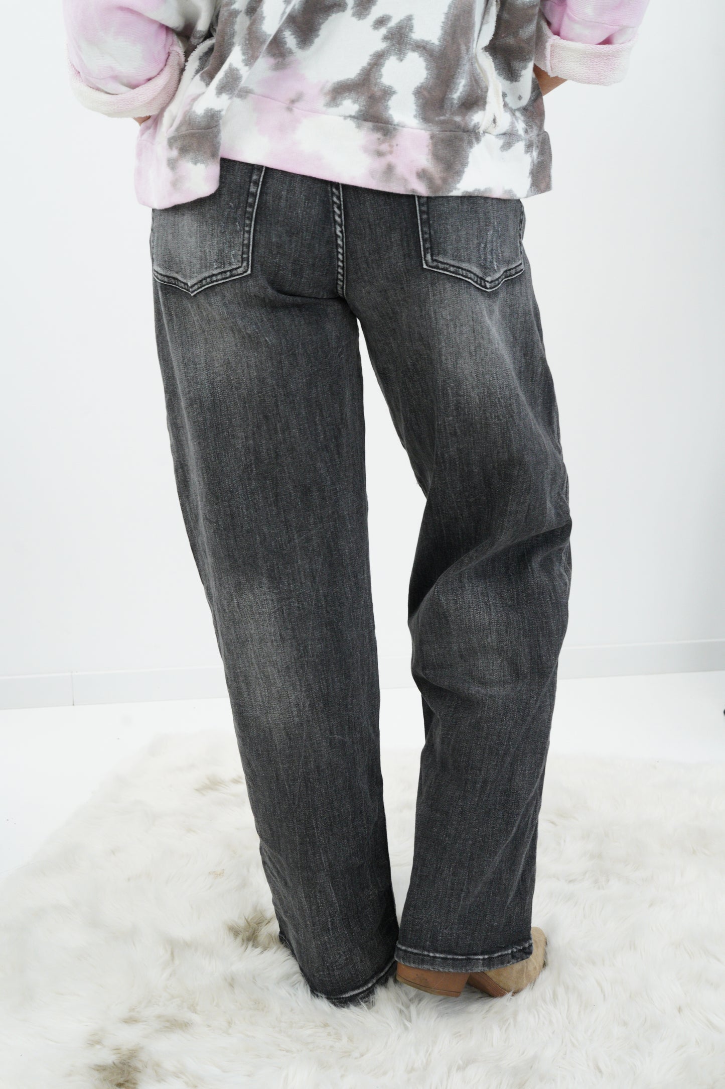 Jeans in Dunkelgrau-Schwarz (M,L,XL)
