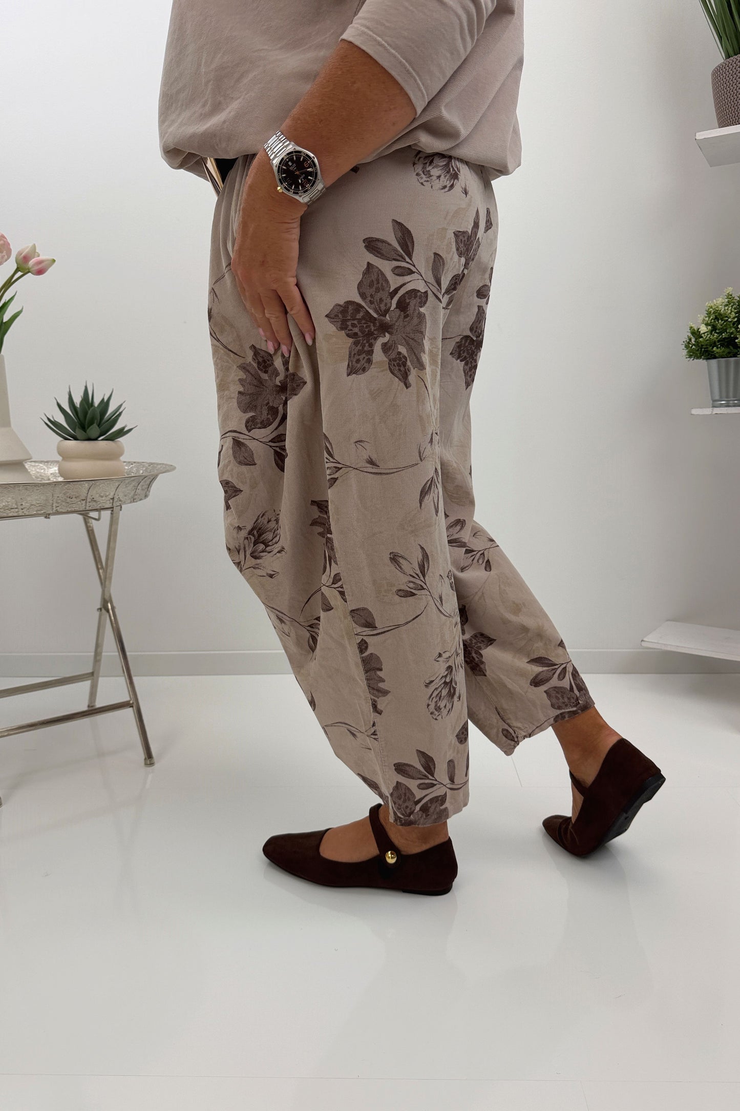 Stylische Cordhose in Beige-Schoko (38-44)