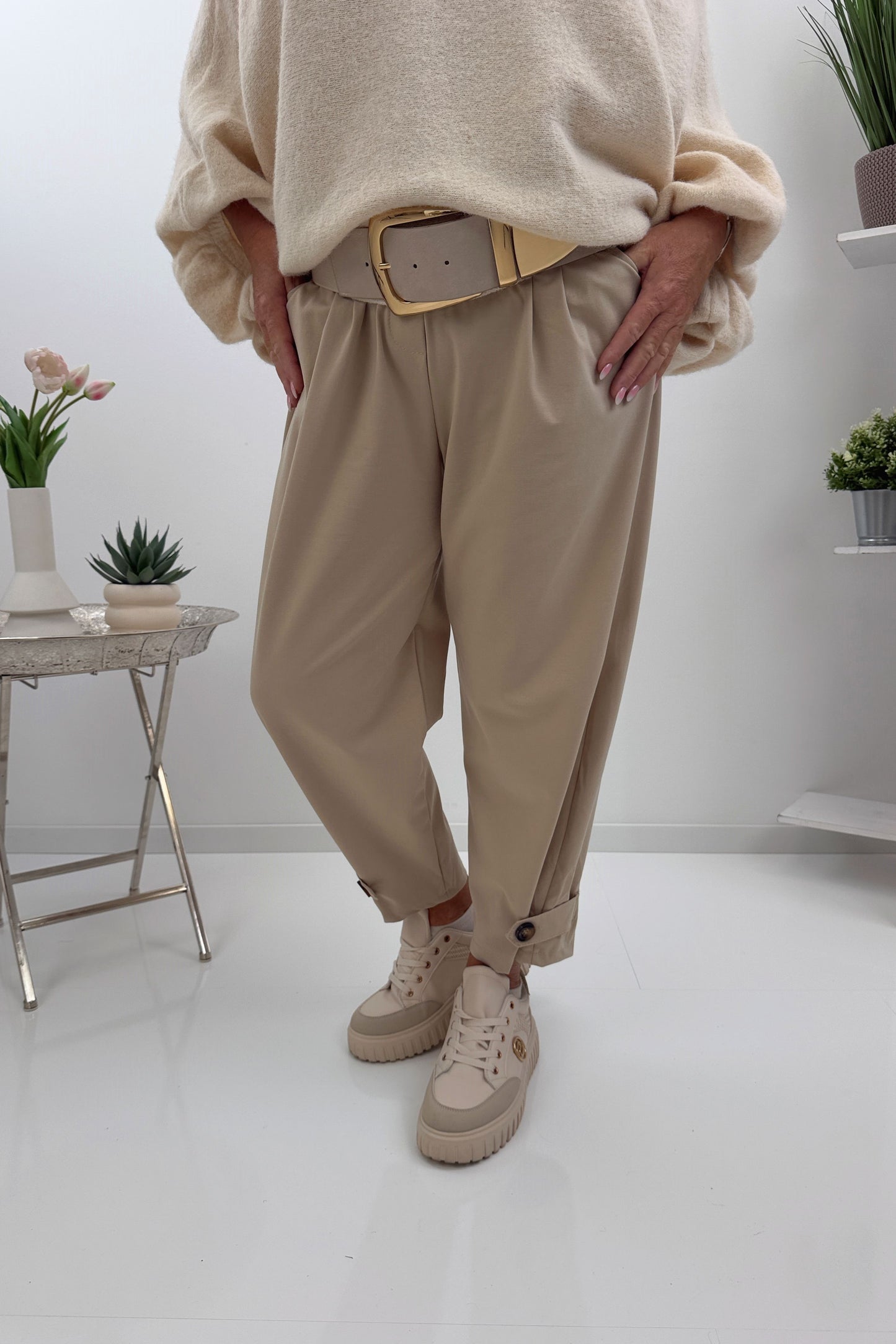 Stilvolle Hose in Beige (38-42/44)