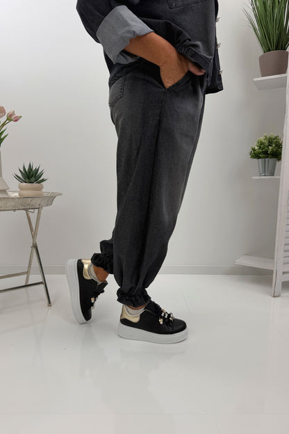 Coole Jeans in klassischem Schwarz (38-42/44)