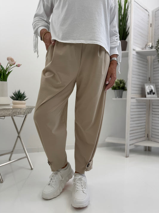 Stilvolle Hose in Beige (38-42/44)