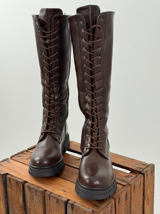 Moderner hoher Schnürstiefel in edlem Braun (36,37,38,39,40,41)
