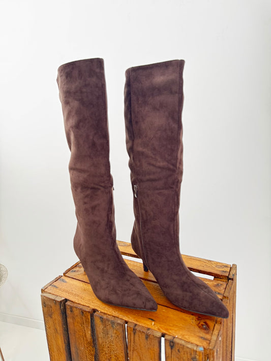 Eleganter hoher Stiefel in edlem Braun (36,37,38,39,40,41)