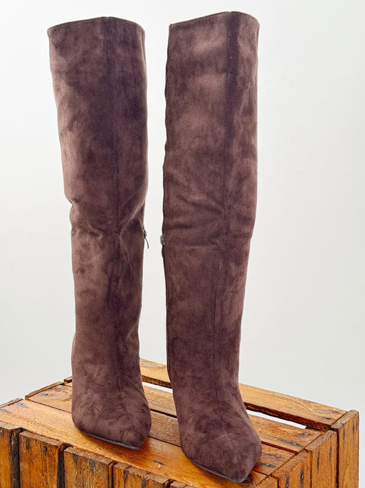 Eleganter hoher Stiefel in edlem Braun (36,37,38,39,40,41)