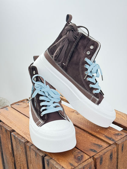 Moderner Sneaker in Braun-Hellblau mit besonderem Materialmix (36,37,38,39,40,41)