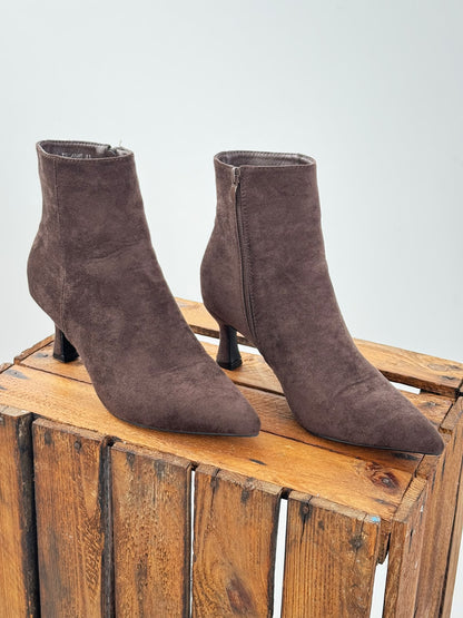 Elegante Stiefelette in edlem Braun (36,37,38,39,40,41)