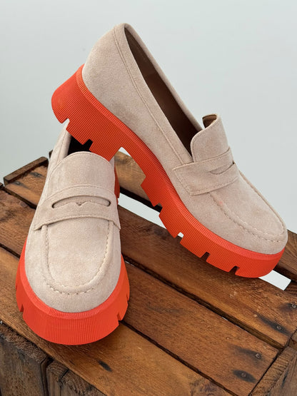 Moderner Loafer in Beige mit auffälligen orangefarbenen Akzenten (36,37,38,39,40,41)