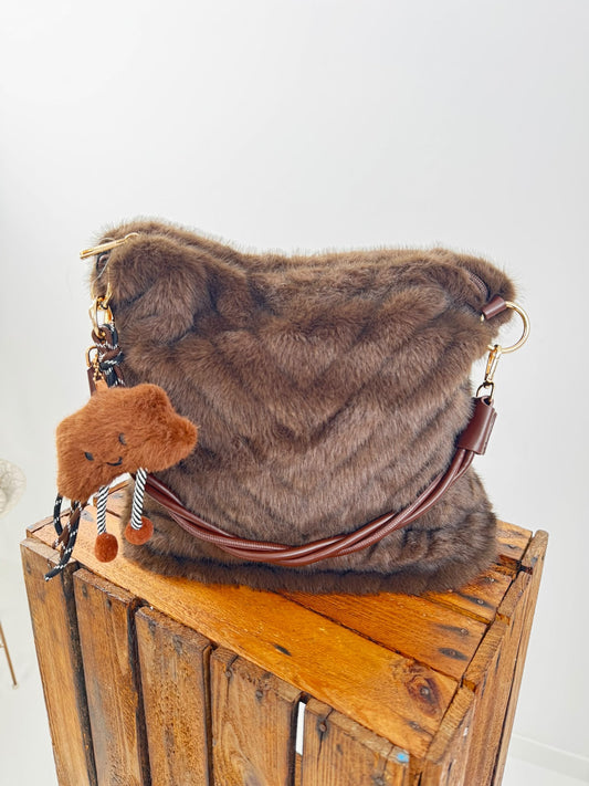 Stilvolle Kunstfelltasche in warmem Braun mit flauschiger Optik
