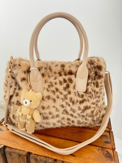 Trendige Tasche in Braun-Beige mit auffälligem Leomuster