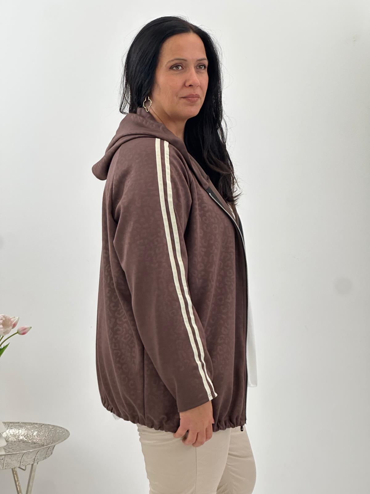 Sweatjacke in Schoko für einen lässig-modernen Look (40-44/46)