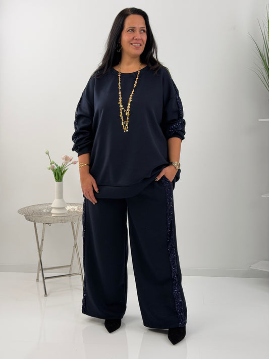 Zweiteiliger Anzug in edlem Marineblau mit funkelnden Details (42-46)