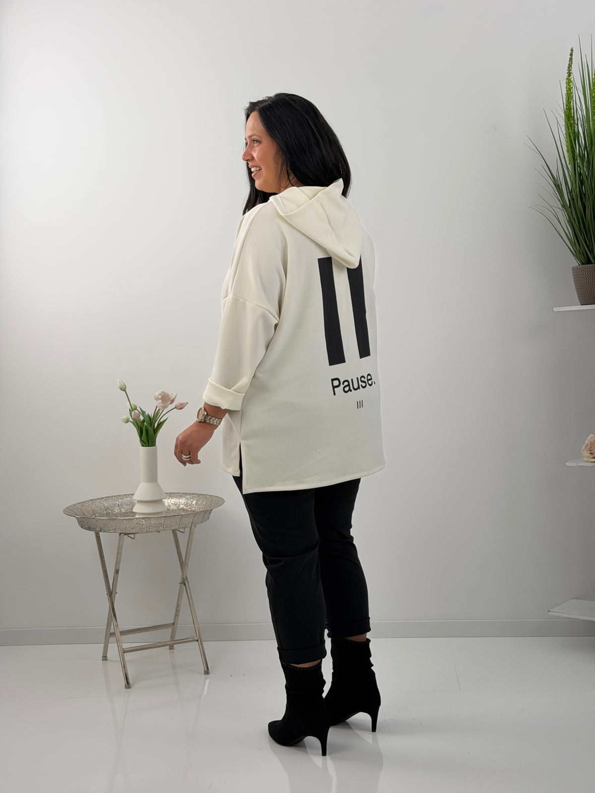 Lässiges Sweatshirt in Ecru (42-46)