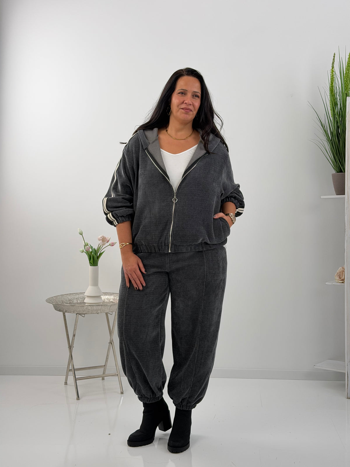 Jacke in modernem Grau (38-44)