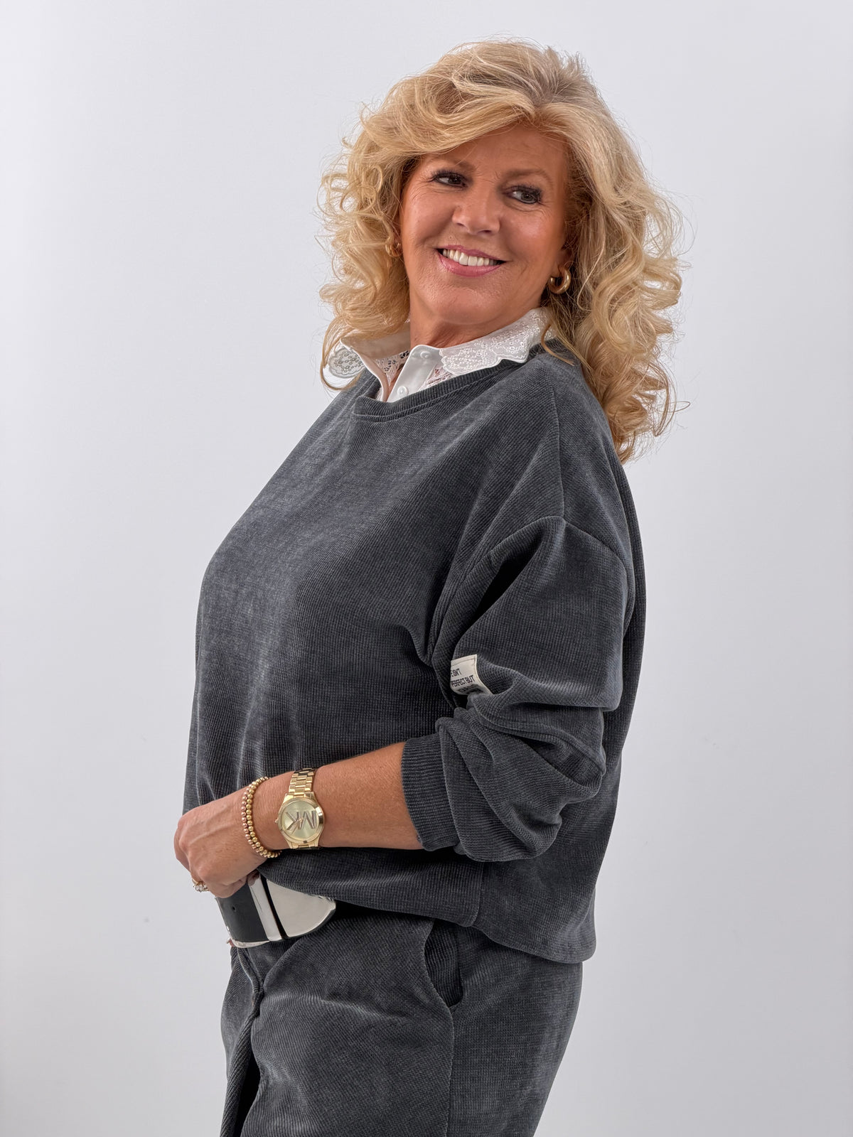 Sweatshirt in elegantem Grau (38-44)