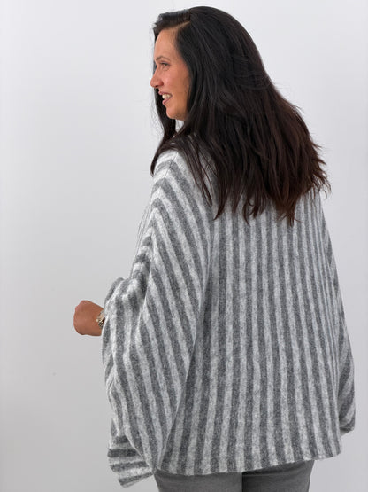 Pullover in meliertem Grau mit lässigem Streifenlook (40-46)