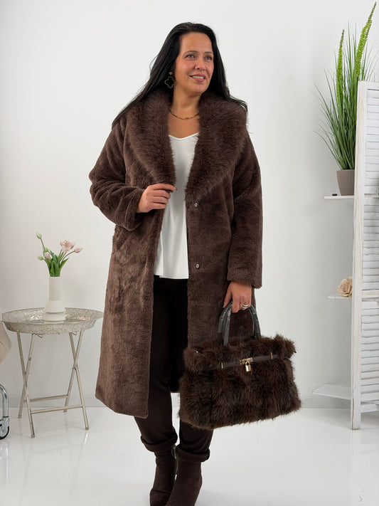Hose in Schokobraun – ein warmer Farbton für stilvolle Alltagslooks (42-46)