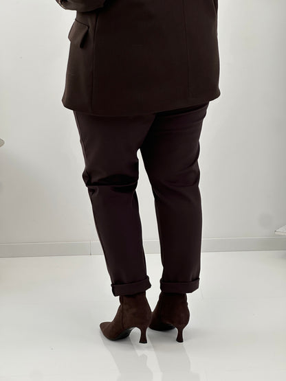 Elegante Hose in einem satten Schokobraun (42-46)
