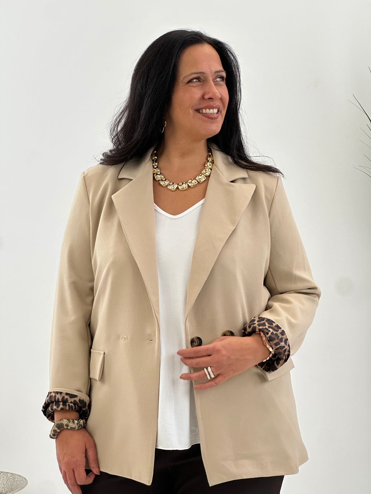 Eleganter Blazer in Beige für stilvolle und moderne Looks (38-44)