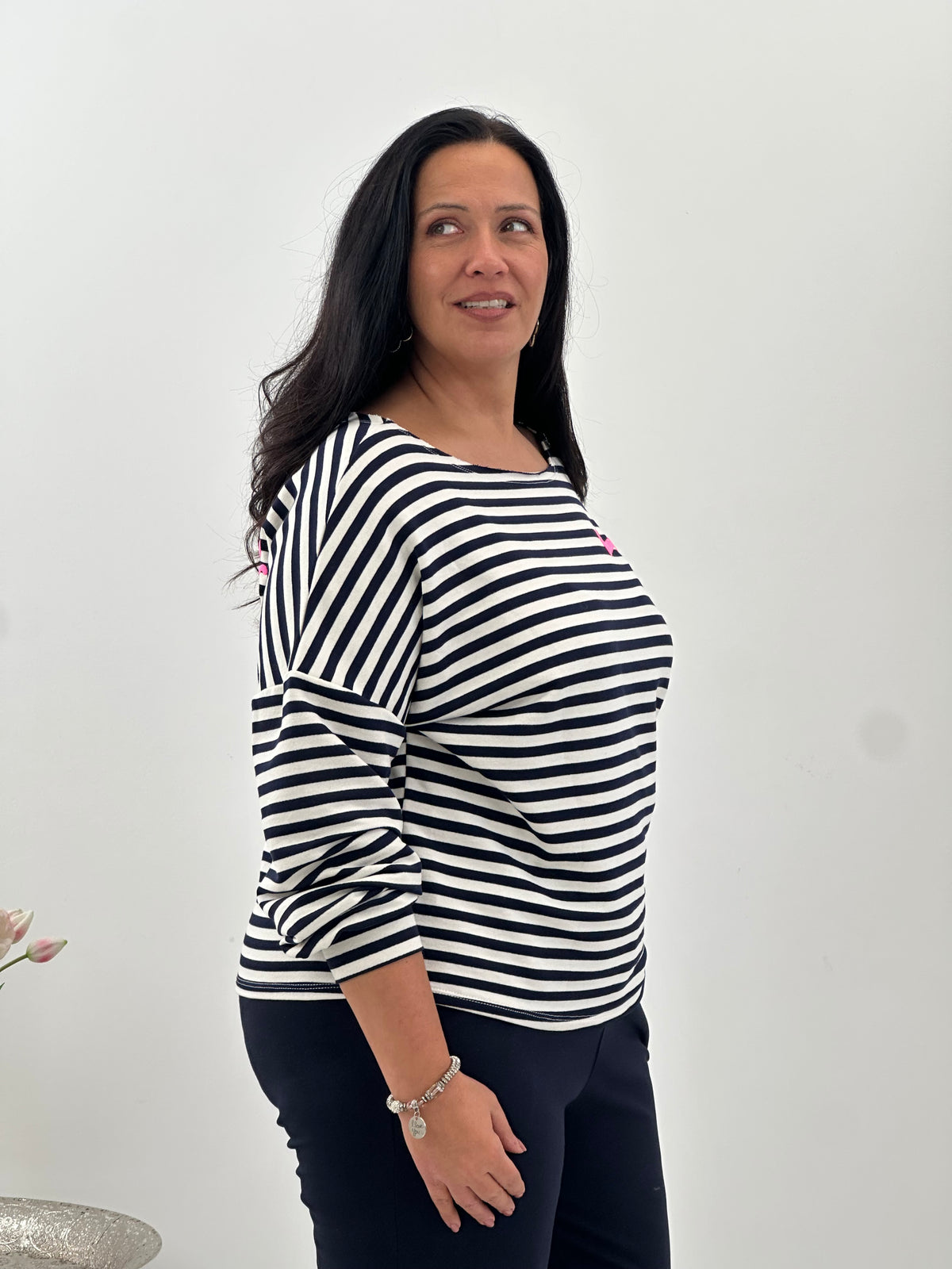 Sweatshirt in einer maritimen Marineweiß-Kombination (38-42/44)