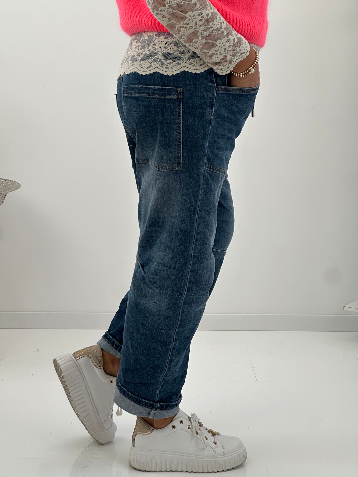 Barrel Jeans in angesagtem Mittelblau mit modernem Denim-Look (S,M,L,XL)