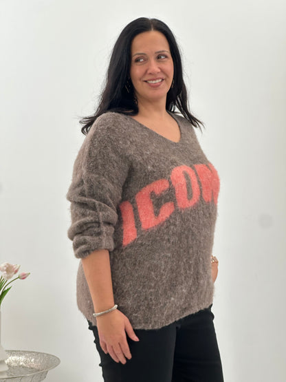 Pullover in warmem Braun mit ausdrucksstarker Optik (38-44)