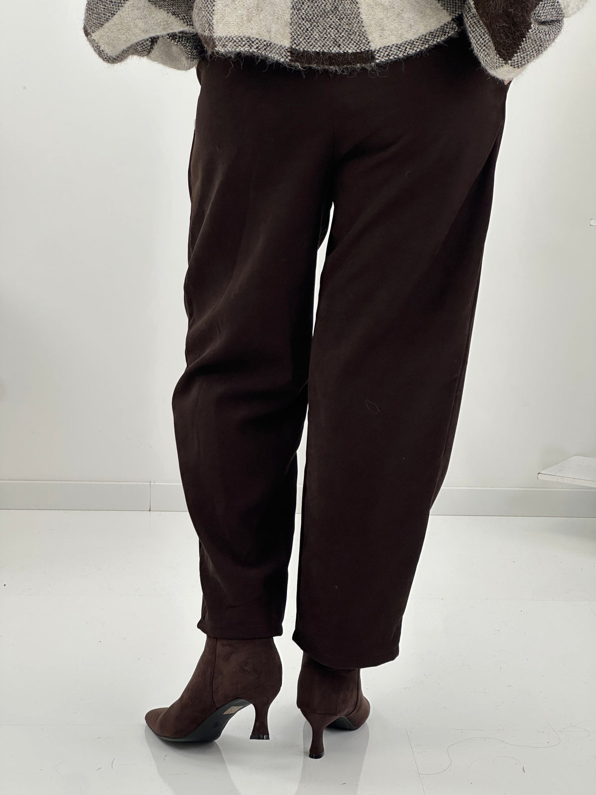 Elegante Hose in einem sanftem Schoko (38-42/44)