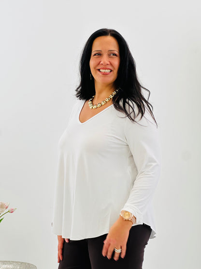 Langarmshirt in strahlendem Weiß (38-42+)