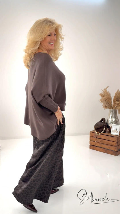 Marlene Hose in Chocolate mit Leo (38-44)