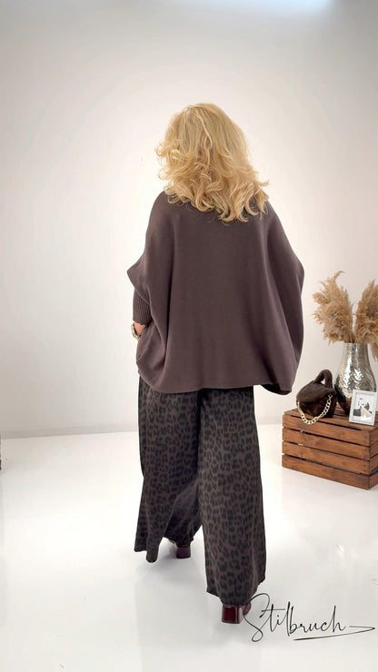 Marlene Hose in Chocolate mit Leo (38-44)