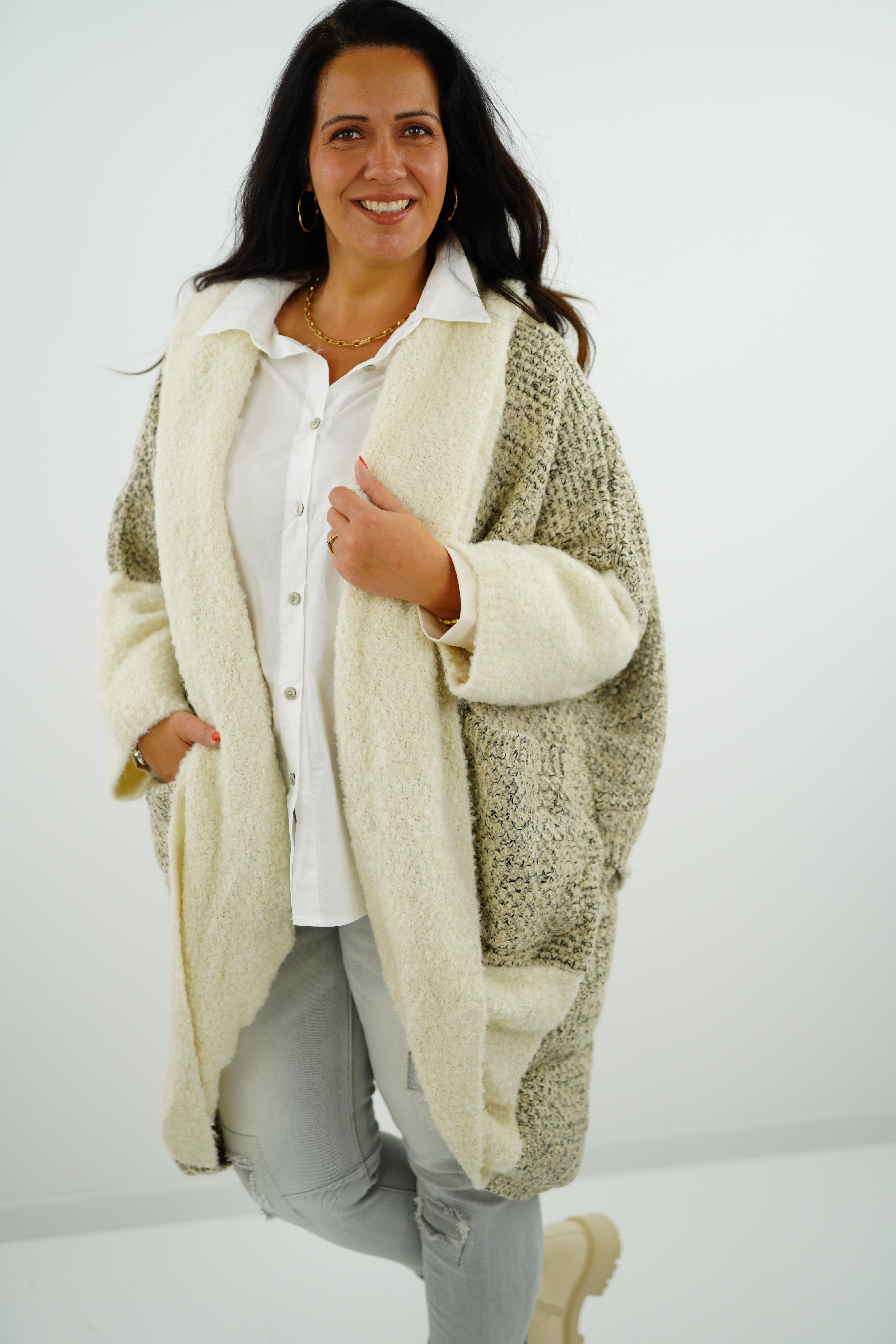 Strickjacke "Seraphine" (40-46+ Oversize) beige